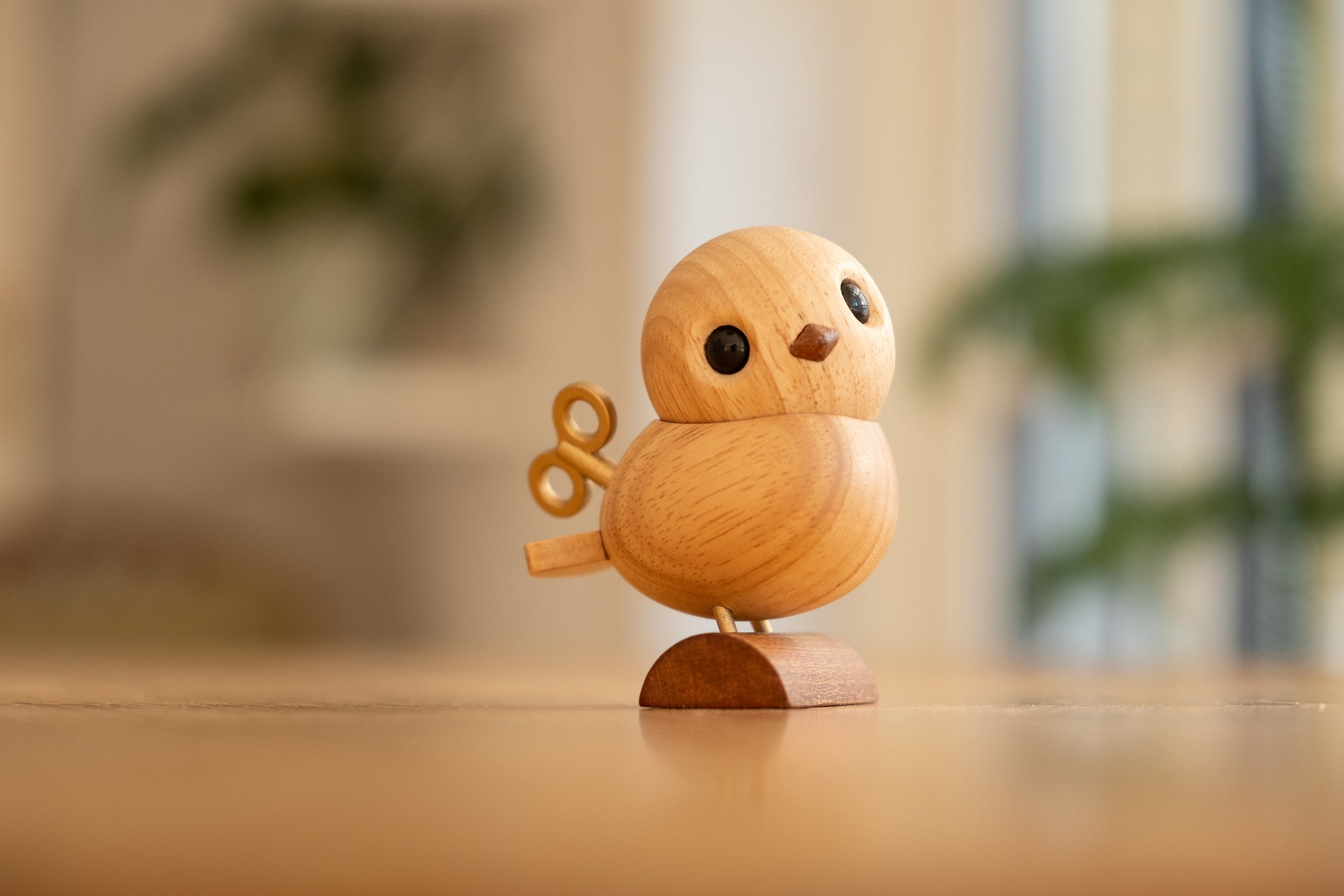 Magnetiske træfigurer i højeste kvalitet. Kombinér delene til utallige fantasifulde fabledyr. Dansk design til samlere i alle aldre.