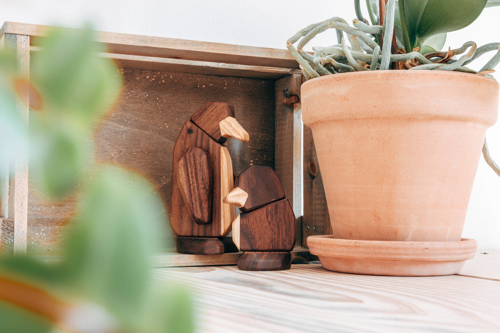 
                  
                    Den lille pingvinunge
                  
                